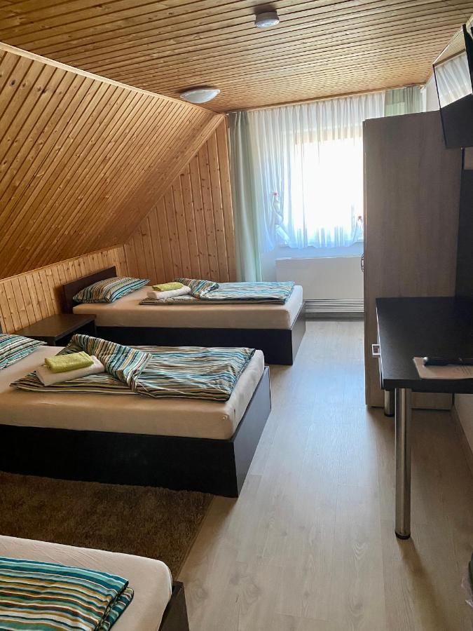 Motel Riedwirtshaus Neu-Ulm Esterno foto